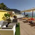 Hotel Arturo 2*