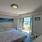 Arturo Hotel 2*