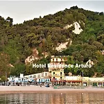 Hotel Arturo