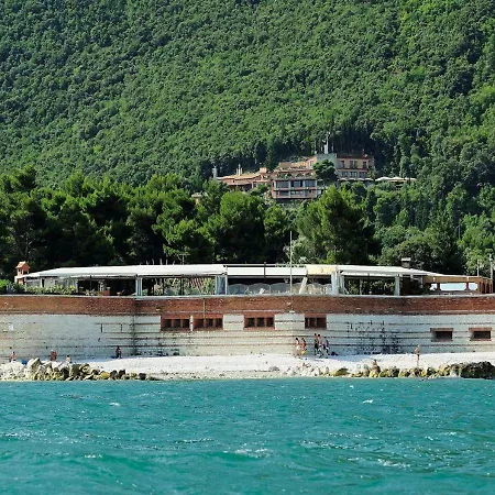 Hotel Arturo Sirolo